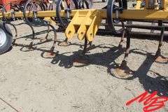 North Star  AV12 Arena Vator II  12'
