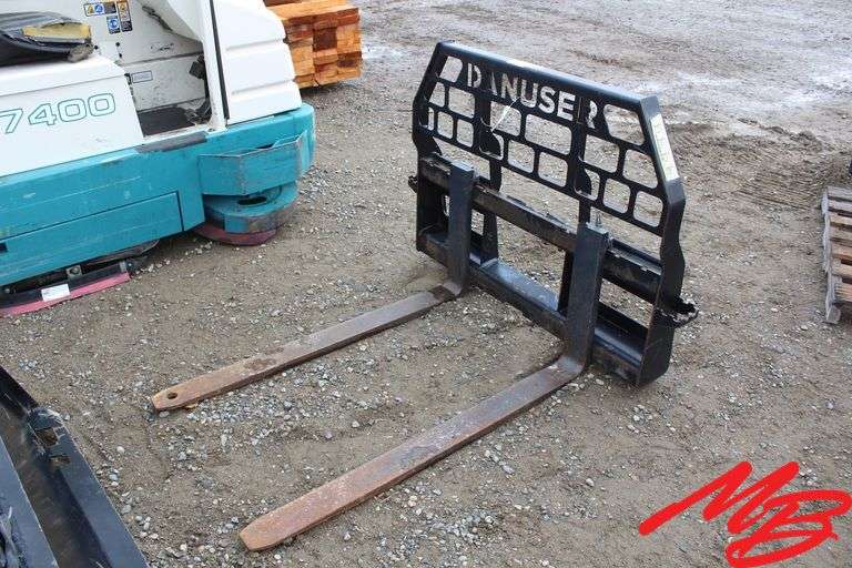 Danuser Skidsteer Pallet Forks, 48" Forks