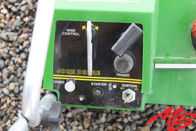 John Deere 322 Snowblower