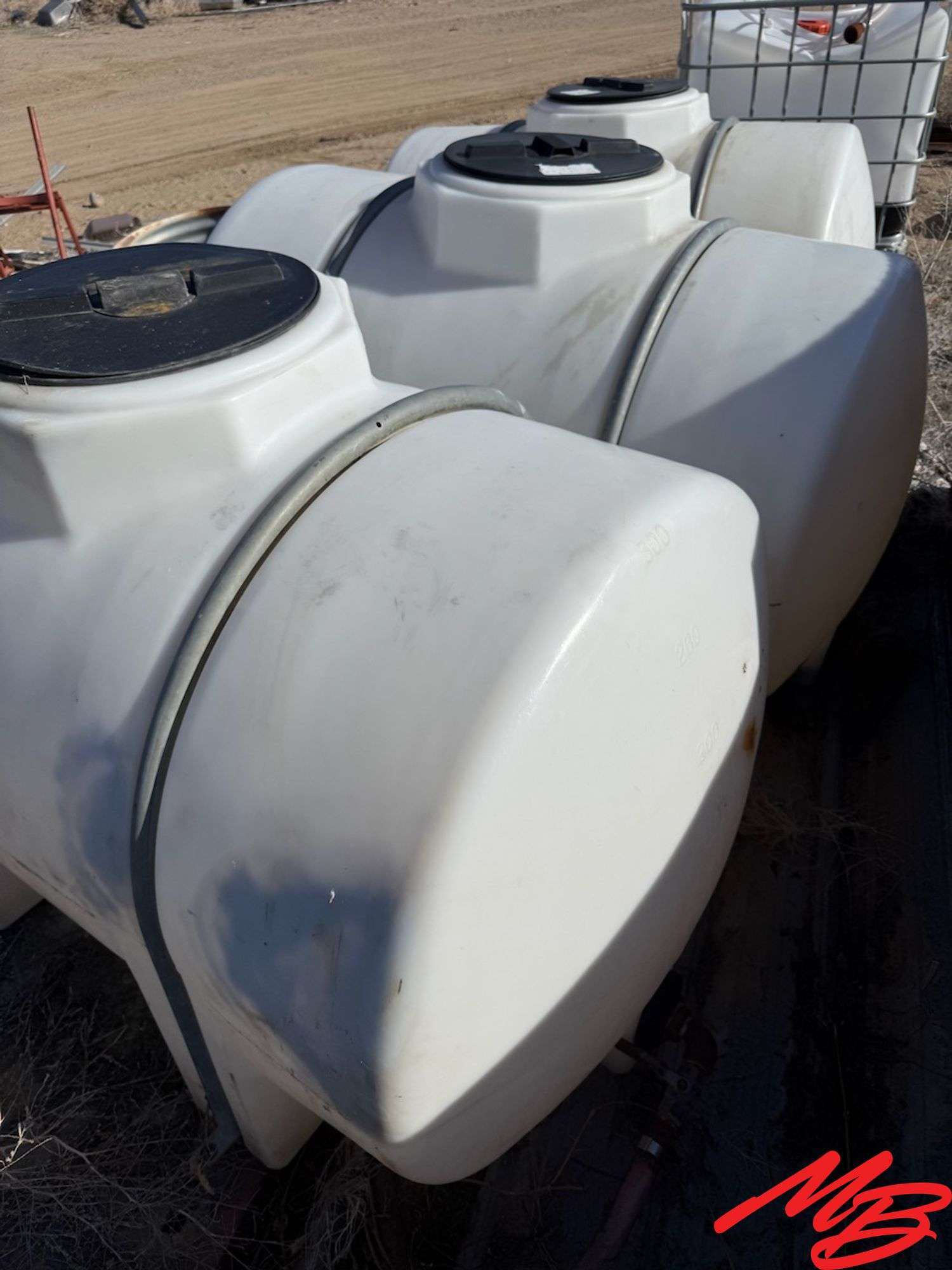 525 Gallon Water Tank