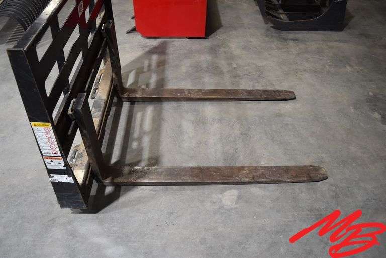 Skidsteer Pallet Forks, 48" Forks, Skidsteer Mount