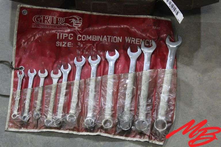 Toolbox w/Tools, Grip 11pc SAE Wrench Set 3/8"-15/16"