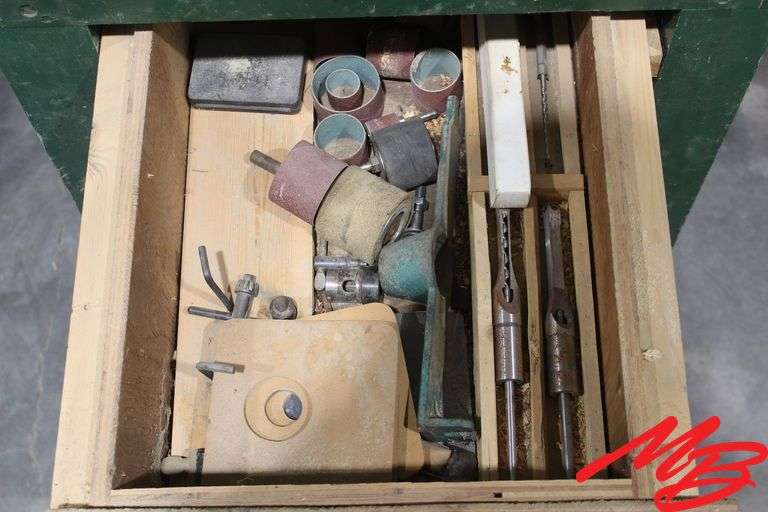 Grizzly Mortising Machine
