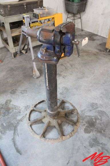 5" Vise On Stand