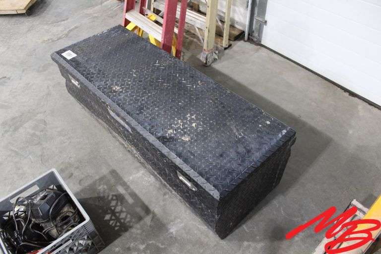 UWS Pickup Toolbox, 47"x20"x19 w/Moving Blankets