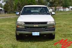 2001 Chevy 2500HD Extended Cab Long Box 4x4 Pickup