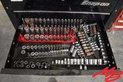 Snap-On Rolling Tool Chest 32.5x20.5x43 w/Assorted Tools