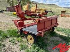 New Holland 166 Hay Inverter