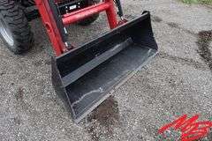Mahindra 1635 HST Tractor w/1635 L Loader