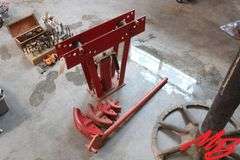 Hydraulic Pipe Breaker 12-Ton w/Rebar Bender