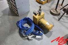 Sears Electric Water Pump with 1-1/2" Hose & 2" Hose
