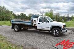1997 Chevy 3500 HD Regular Cab 2WD Dump Truck