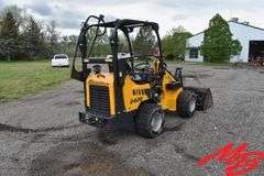 2020 Schaffer 2428 Mini Articulating Loader