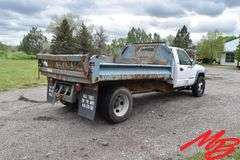 1997 Chevy 3500 HD Regular Cab 2WD Dump Truck