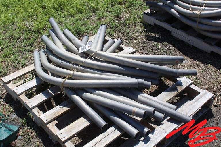 (17) Aluminum Single Bend 2" Syphon Tubes