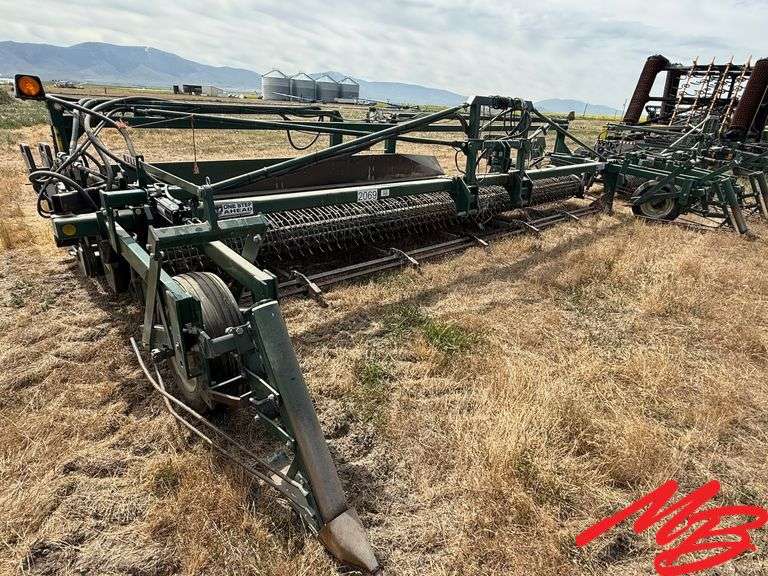 2014 Pickett 12-Row One-Step Bean Cutter