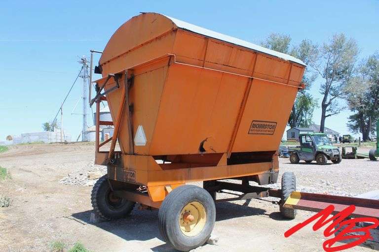 Richardton 1200 Multi-Purpose Dump Wagon 12'