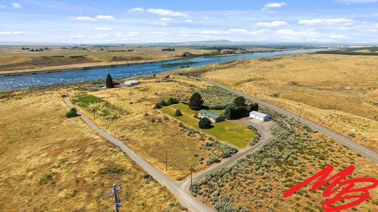 80 Robideaux Pasco WA 99301