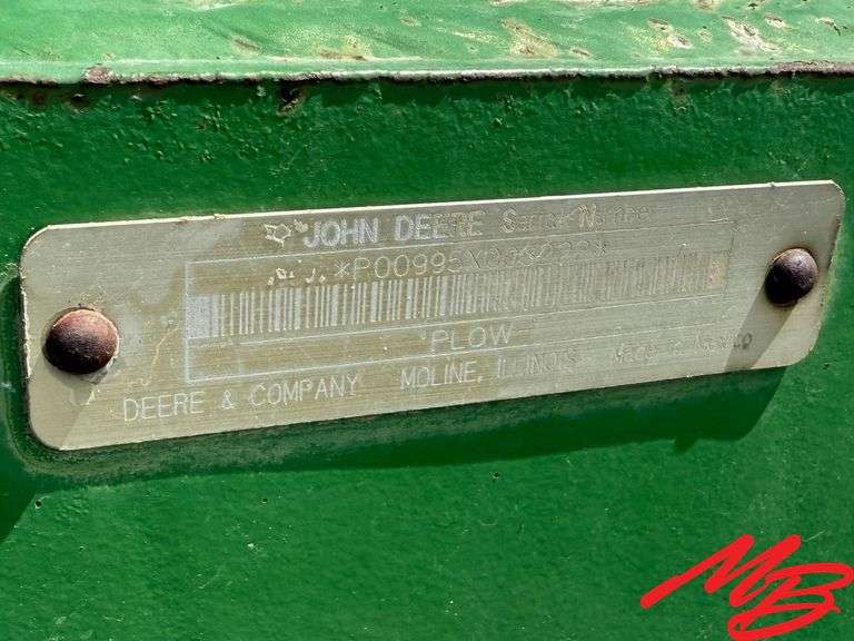 John Deere 995 6-Bottom Switch Plow