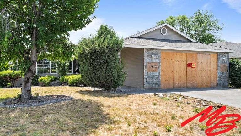 126 Willow Circle