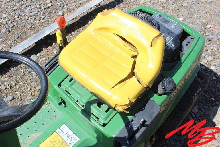 John Deere Riding Lawn Mower 32" Deck