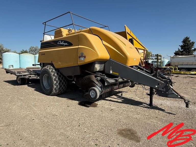 2008 Challenger by Hesston LB44B Big Baler
