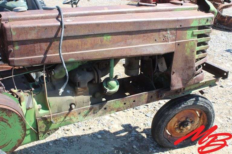 John Deere  H Parts Tractor