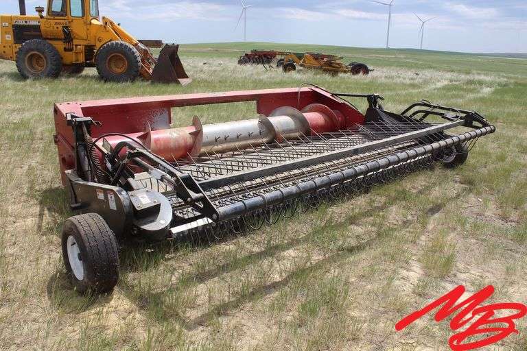 Case-IH  1015 Pickup Header  13' w/13' MacDon Rake up Pickup