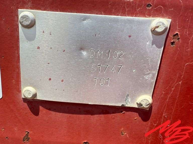 28' Case-IH Ecolo-Tiger 870 Disk Ripper