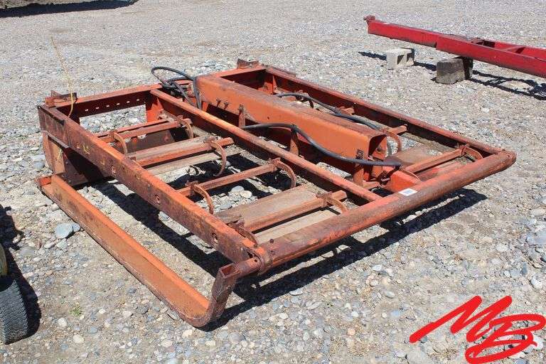 Farmhand 8-Pack Bale Carrier