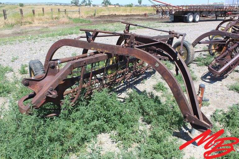 New Holland 55 Side Delivery Rake 10'