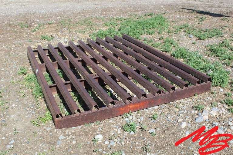 Cattle Guard 8'x 78"x 8" w/24" Flip UP for Clean Out
