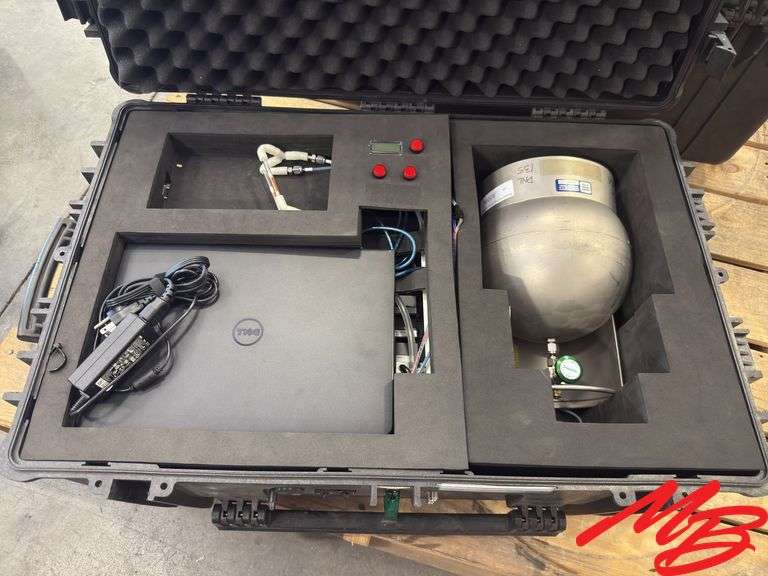NuTech 2600 GT in Case *See Photos