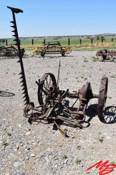 Antique Sickle Mower w/6' Bar