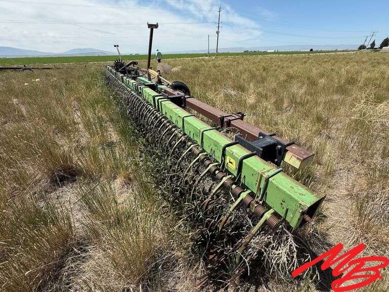 Custom Built 40' John Deere Rotary Hoe, Hydraulic Fold