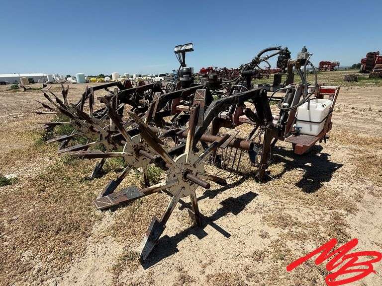 Dammer Diker, 6-Row x 36" Rows