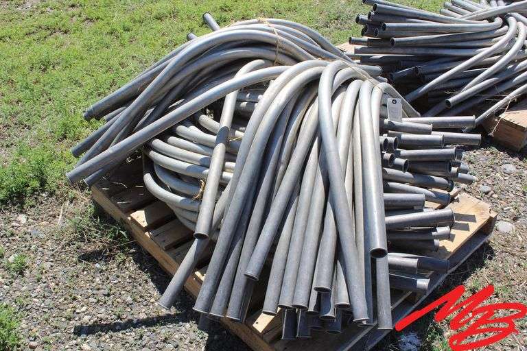 (100) Aluminum Single Bend 1 1/2" Syphon Tubes