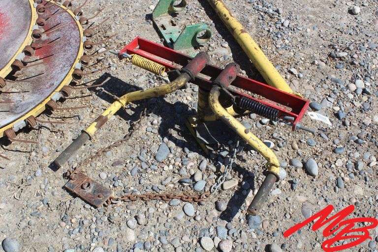 Farmhand 2-Wheel Rake (In Parts)