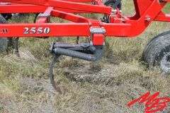 2021  Wil-Rich  2550   Chisel Plow  60'
