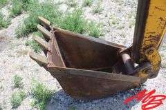 Case  580  BackHoe w/79" Front Bucket & 18" Backhoe Bucket