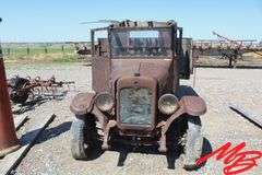 Antique International Pickup w/8' Wooden Side Dump Box