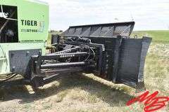 Grouser 4100 6 Way Hydraulic Dozer 16'