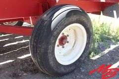 Knowles  Hay Trialer  20'6"x11'