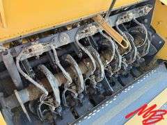 2008 Challenger by Hesston LB44B Big Baler