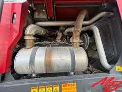 Massey Ferguson Hesston WR9870 Windrower