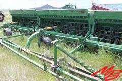 John Deere 9350 Hoe Drills (4) 10'x 10"