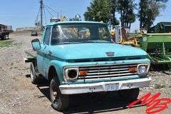 Ford  F260  Reg Cab 4x4 Flatbed Pickup