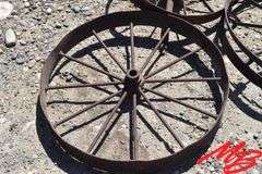 (8) Asst Antique Steel Wheels