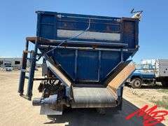 1981 Ford LT8000 Truck