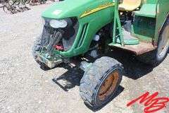 John Deere  4120 Tractor w/Steel Cage